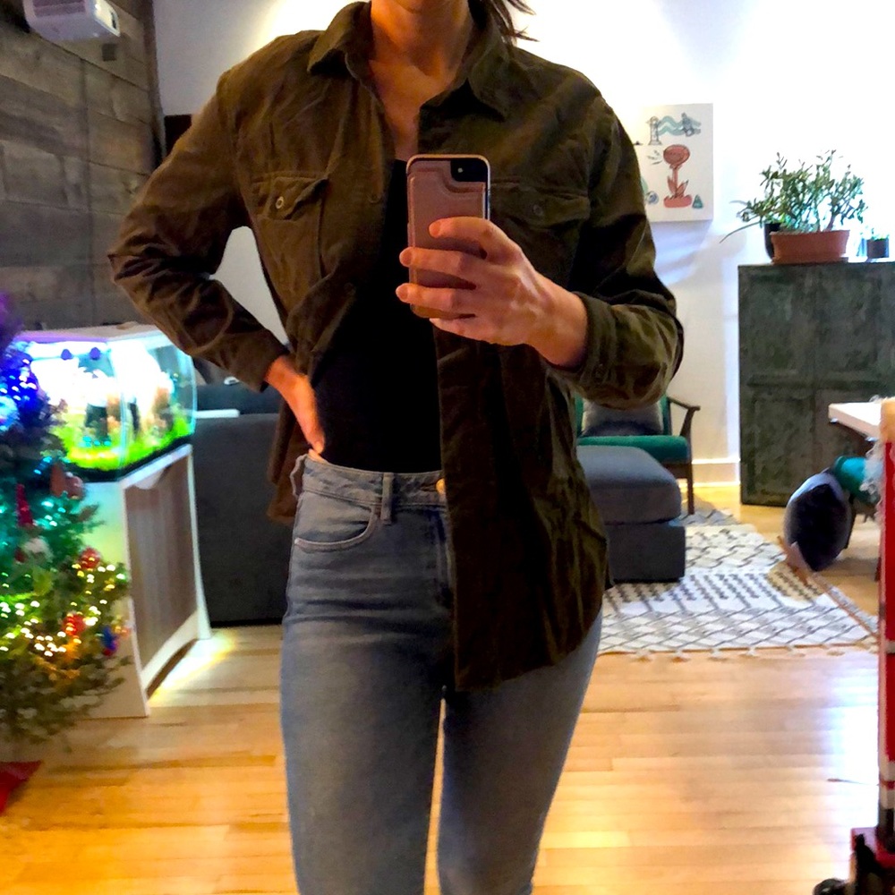 3/30$ Womance green army corduroy blouse